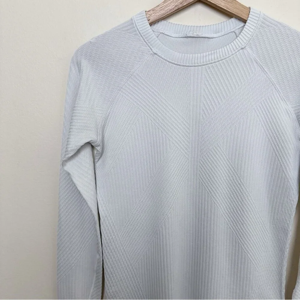 Lululemon Womens 6 Rest Less Pullover